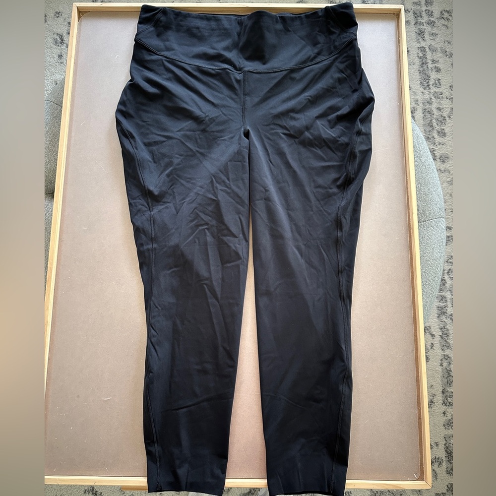 Base Pace High-Rise 25” Leggings